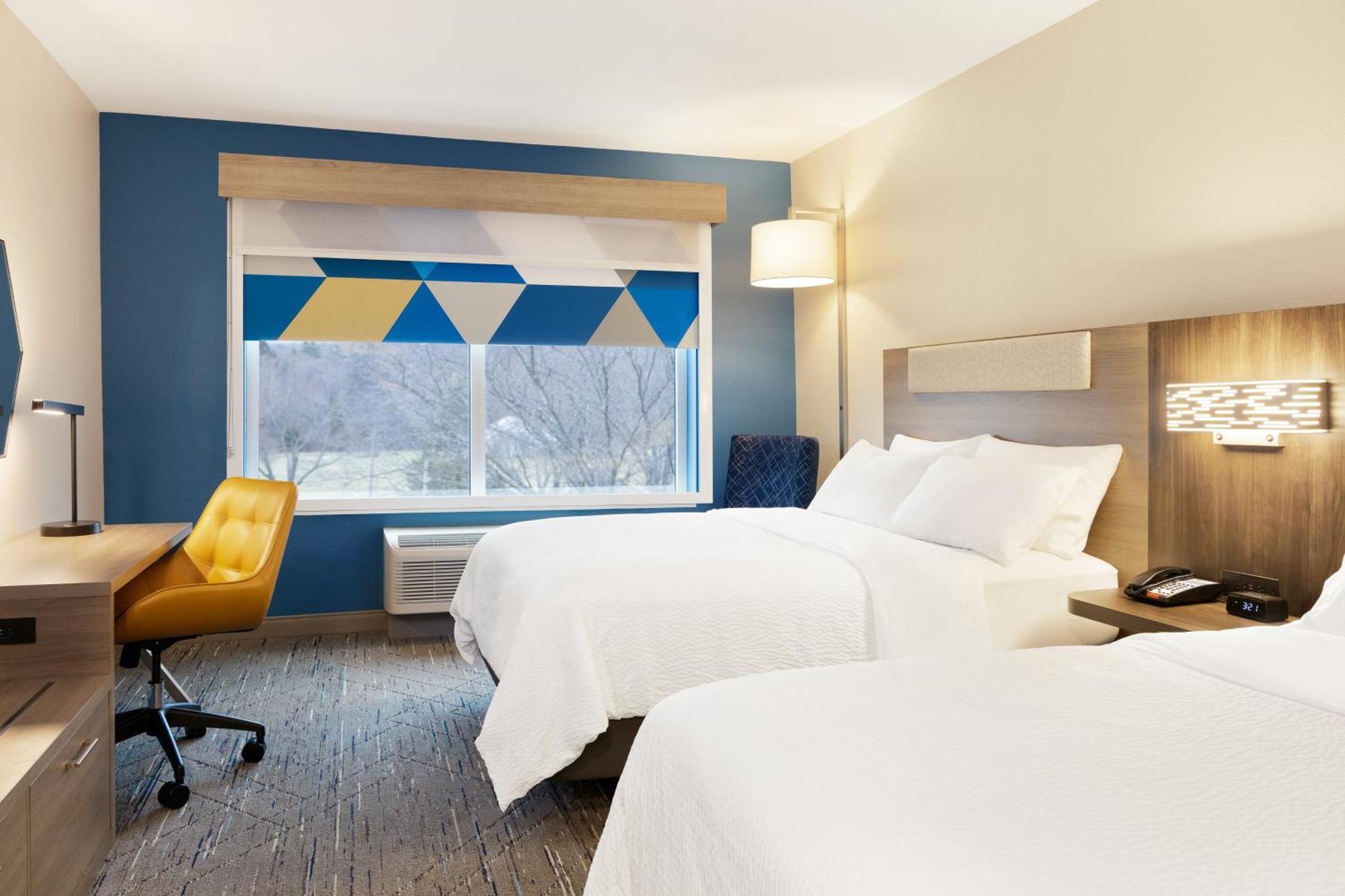Holiday Inn Express Hotel & Suites Drums-Hazelton By Ihg Экстерьер фото