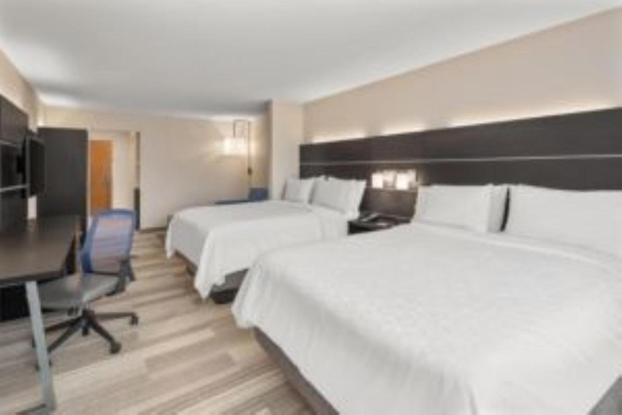 Holiday Inn Express Hotel & Suites Drums-Hazelton By Ihg Экстерьер фото