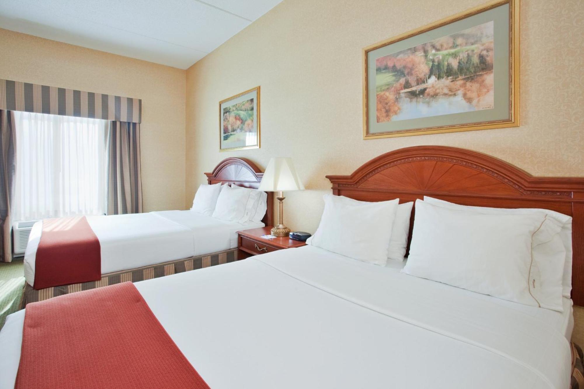 Holiday Inn Express Hotel & Suites Drums-Hazelton By Ihg Экстерьер фото